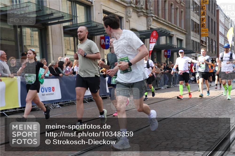 13.09.2026 - 21. swb-Marathon Bremen Strokosch-Dieckow http://msf.ph/oto/10348359 13.09.2026 13:30:48 Ziel 217, 244, 1189, 1398, 1479, 2244, 2513, 2802, 2902, 3360, 3396, 3762, 3800, 4251, 4477, 4647, 5600, 5673, 5846, 6307, 6419, 6619, 6732, 7198, 7359, 7637, 7760, 7798, 7812, 7882, 8097, 8342, 8382, 8543, 8616, 8726, 9147, 9274, 9337, 9507, 9937, 9958, 9962, 9969, 9976, 9977, 13152, 13215, 625, 800, 834, 1067, 1533, 1771, 1841, 1926, 1941, 2369, 2452, 2723, 2985, 3163, 3164, 3425, 4058, 4206, 4251, 4332, 4342, 4415, 4425, 4748, 4757, 4920, 5506, 5551, 5600, 5681, 5802 meine-sportfotos.de