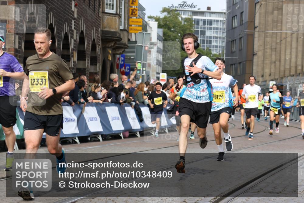 13.09.2026 - 21. swb-Marathon Bremen Strokosch-Dieckow http://msf.ph/oto/10348409 13.09.2026 10:53:53 Ziel 10141, 10222, 10227, 10478, 10479, 10626, 10821, 10838, 10845, 10886, 10905, 11168, 11242, 11379, 11446, 11502, 11590, 11800, 12056, 12119, 12308, 12331, 12341, 13597, 10579, 10822, 10947, 11010, 11206, 11290, 12075, 12244, 12356, 12435, 13531 meine-sportfotos.de