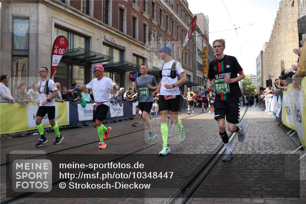 13.09.2026 - 21. swb-Marathon Bremen Strokosch-Dieckow http://msf.ph/oto/10348447 13.09.2026 13:30:51 Ziel 217, 1189, 1398, 1479, 2244, 2513, 2802, 2902, 3360, 3396, 3762, 3800, 4477, 4647, 5673, 5720, 5765, 5846, 6307, 6419, 6619, 6732, 7198, 7296, 7359, 7637, 7760, 7798, 7812, 7882, 8035, 8097, 8342, 8382, 8543, 8616, 8726, 9147, 9274, 9337, 9822, 9937, 9958, 9962, 9969, 9976, 9977, 13066, 13152, 244, 625, 800, 834, 1067, 1533, 1771, 1841, 1926, 1941, 2369, 2452, 2723, 2985, 3425, 4206, 4251, 4332, 4342, 4415, 4425, 4748, 4757, 4920, 5506, 5551, 5600, 5681, 5802 meine-sportfotos.de