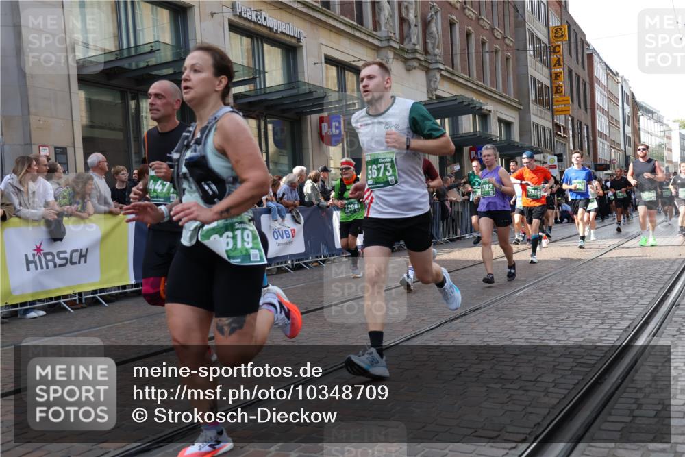 13.09.2026 - 21. swb-Marathon Bremen Strokosch-Dieckow http://msf.ph/oto/10348709 13.09.2026 13:30:59 Ziel 217, 922, 1398, 1627, 2244, 2513, 2602, 2707, 2802, 3152, 3343, 3392, 3396, 3579, 3762, 3800, 4477, 4647, 5375, 5504, 5673, 5720, 5765, 5846, 5979, 6147, 6419, 6619, 6732, 6968, 7001, 7296, 7359, 7637, 7812, 7882, 8035, 8097, 8239, 8339, 8342, 8382, 8726, 9147, 9274, 9337, 9822, 9969, 9977, 13066, 244, 800, 834, 1189, 1479, 1533, 1771, 1841, 1926, 1941, 2369, 2452, 2723, 2902, 2985, 3360, 4251, 4920, 5600, 5681, 5802, 6307, 7198, 7760, 7798, 8543 meine-sportfotos.de