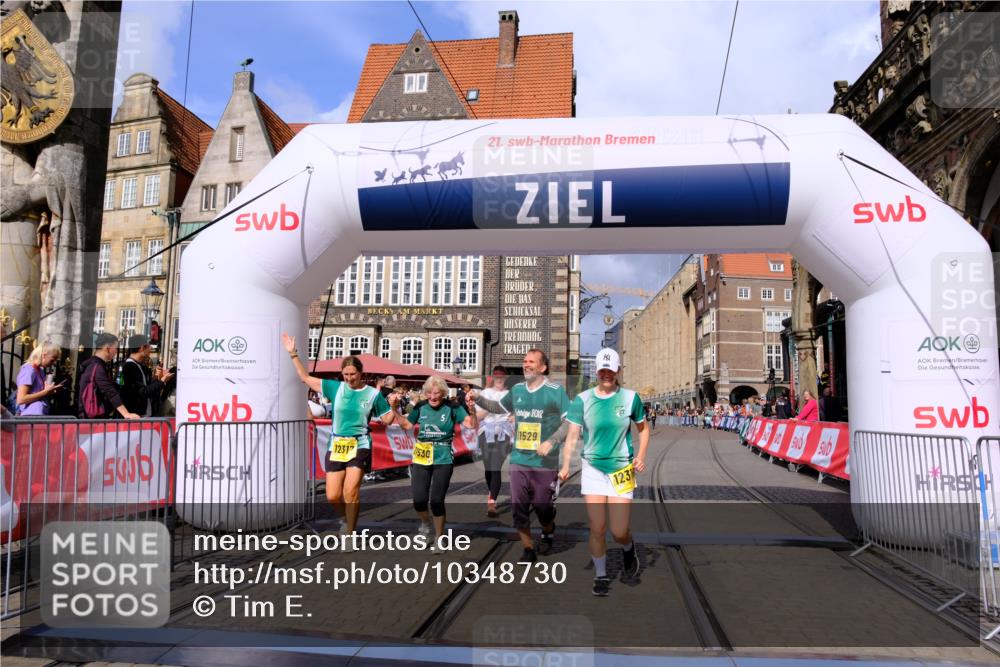 13.09.2026 - 21. swb-Marathon Bremen Tim E. http://msf.ph/oto/10348730 13.09.2026 11:20:55 Ziel 10161, 11529, 11530, 11541, 11675, 11980, 12153, 12316, 12317 meine-sportfotos.de