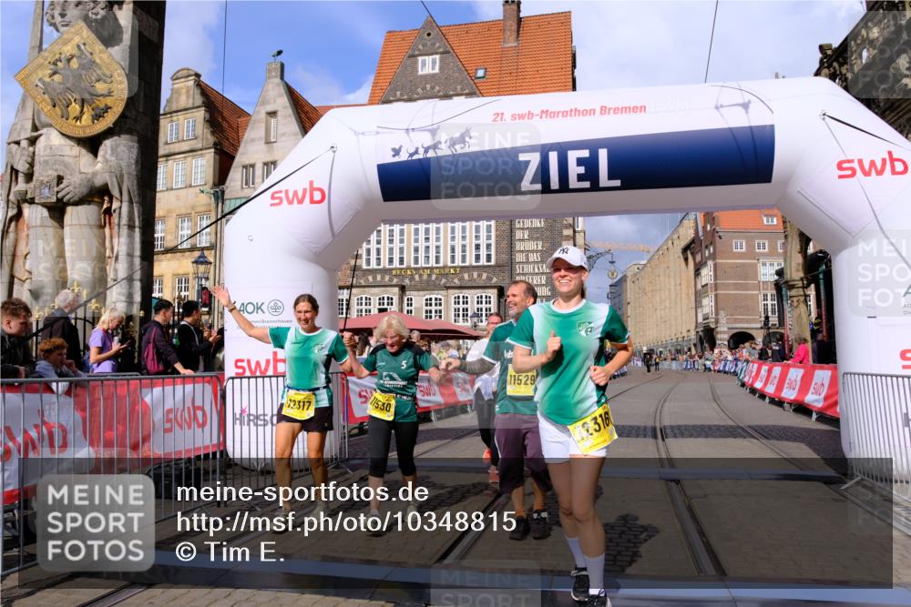 13.09.2026 - 21. swb-Marathon Bremen Tim E. http://msf.ph/oto/10348815 13.09.2026 11:20:56 Ziel 10161, 11529, 11530, 11541, 11675, 11980, 12153, 12316, 12317 meine-sportfotos.de