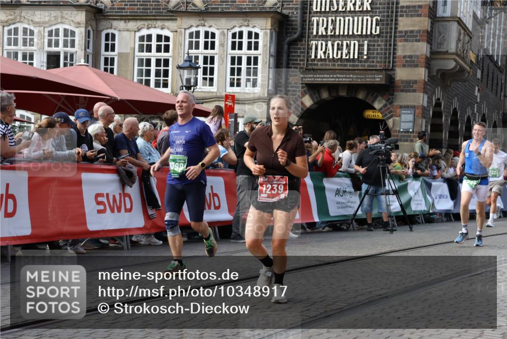 13.09.2026 - 21. swb-Marathon Bremen Strokosch-Dieckow http://msf.ph/oto/10348917 13.09.2026 13:28:57 Ziel 613, 1239, 1914, 2764, 2891, 3028, 3348, 4102, 4250, 4564, 5683, 6914, 6957, 7263, 7527, 8483, 8938, 9176, 13012, 394, 565, 687, 745, 936, 1274, 1688, 2070, 2223, 3938, 4590, 5225, 7361, 8984, 9661 meine-sportfotos.de