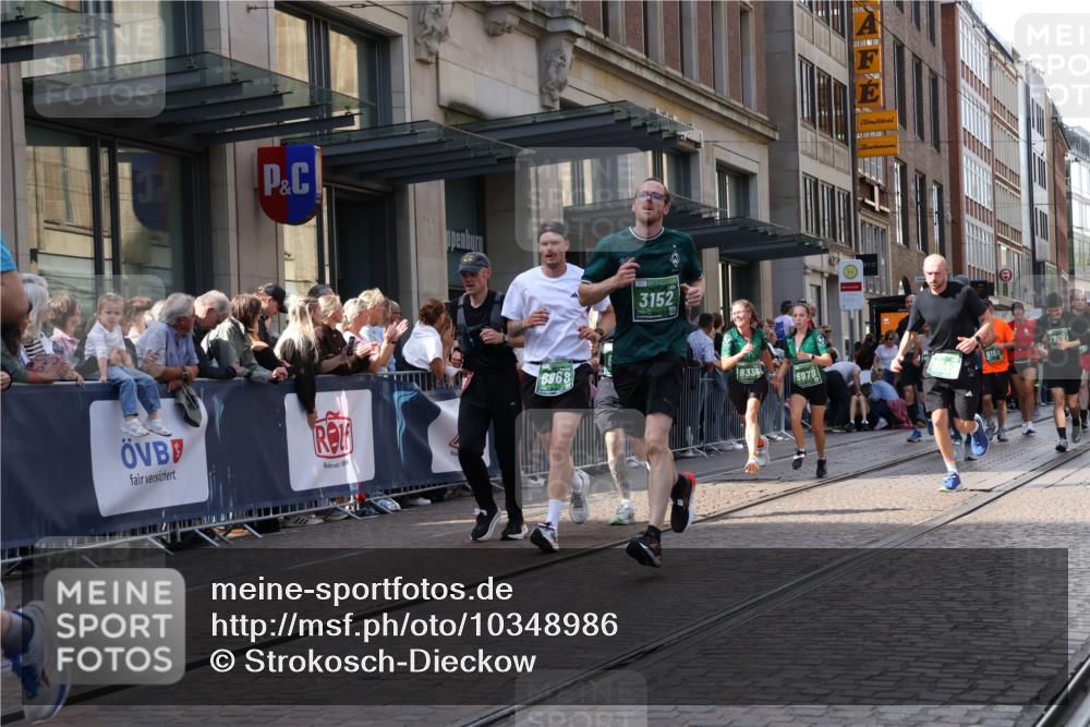 13.09.2026 - 21. swb-Marathon Bremen Strokosch-Dieckow http://msf.ph/oto/10348986 13.09.2026 13:31:06 Ziel 217, 922, 1398, 1600, 1627, 2244, 2602, 2707, 3152, 3343, 3392, 3396, 3579, 3762, 3859, 4258, 4273, 4477, 4692, 4889, 5375, 5504, 5673, 5720, 5765, 5979, 6039, 6147, 6581, 6619, 6968, 6971, 7001, 7032, 7296, 7812, 8035, 8042, 8097, 8205, 8239, 8339, 8342, 8364, 8495, 8522, 8726, 9147, 9155, 9293, 9337, 9822, 9903, 13066, 244, 1189, 1398, 1479, 1533, 1841, 1941, 2513, 2802, 2902, 3360, 3800, 4251, 5600, 5681, 5802, 6307, 7198, 7760, 7798, 8543 meine-sportfotos.de