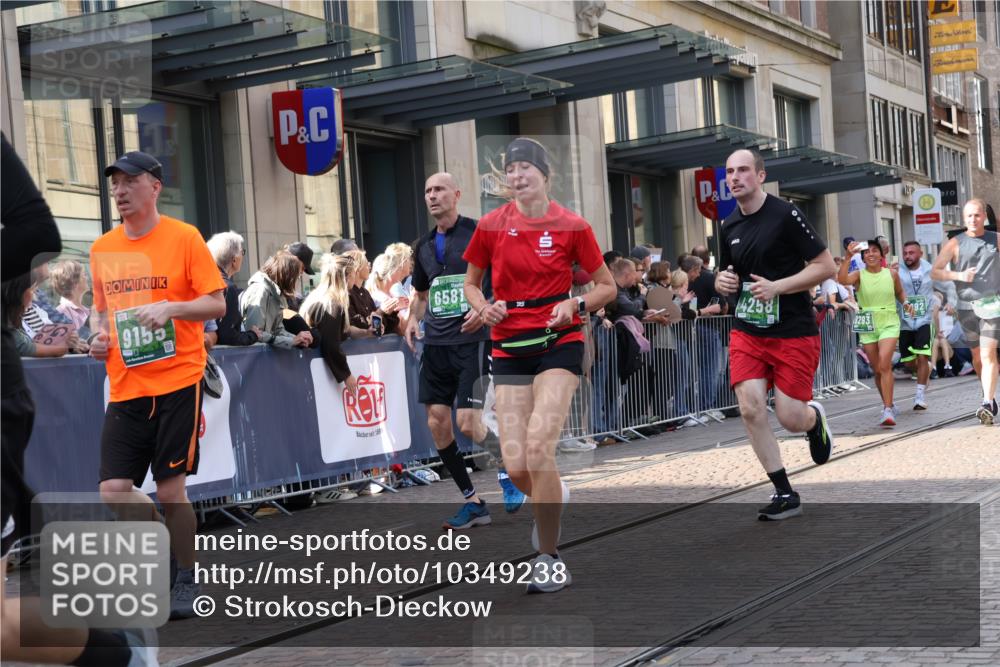 13.09.2026 - 21. swb-Marathon Bremen Strokosch-Dieckow http://msf.ph/oto/10349238 13.09.2026 13:31:12 Ziel 310, 922, 1600, 1627, 2602, 2707, 3152, 3343, 3392, 3396, 3579, 3858, 3859, 4164, 4258, 4273, 4477, 4692, 4889, 5375, 5426, 5504, 5720, 5765, 5979, 6039, 6062, 6147, 6581, 6968, 6971, 7001, 7032, 7296, 7608, 7941, 8035, 8042, 8205, 8239, 8339, 8342, 8364, 8495, 8522, 8726, 9147, 9155, 9293, 9822, 9903, 13066, 217, 244, 1189, 1398, 1479, 2244, 2513, 2802, 2902, 3360, 3396, 3762, 3800, 4251, 5600, 6307, 7198, 7760, 7798, 8543 meine-sportfotos.de