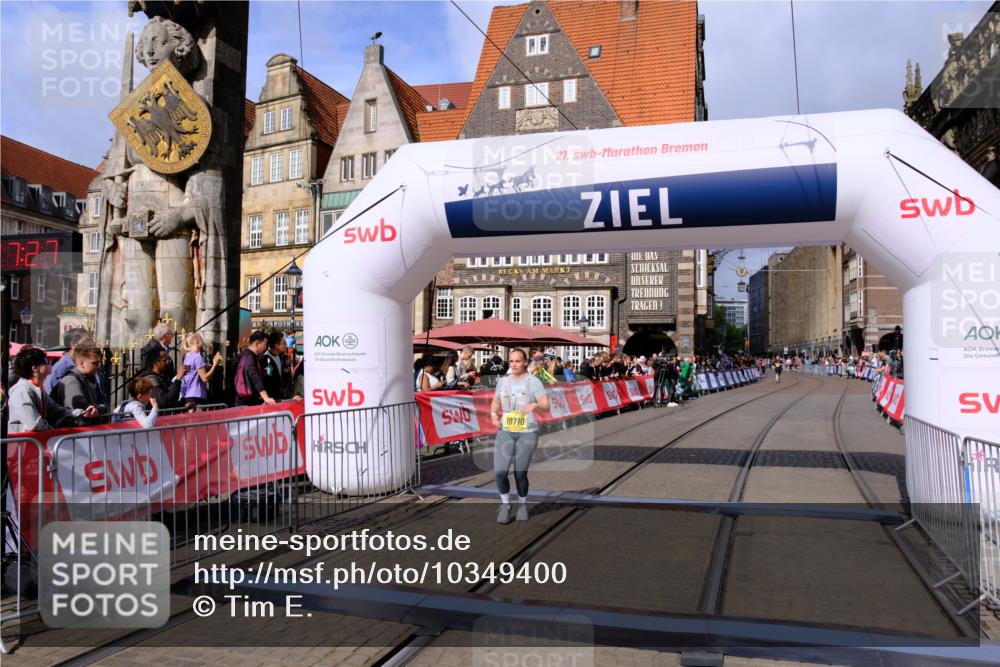 13.09.2026 - 21. swb-Marathon Bremen Tim E. http://msf.ph/oto/10349400 13.09.2026 11:22:43 Ziel 10710, 10968, 11423, 11579, 12444 meine-sportfotos.de