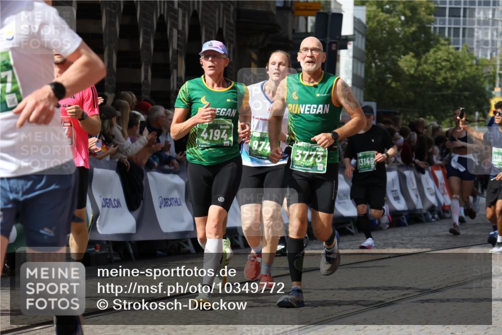 13.09.2026 - 21. swb-Marathon Bremen Strokosch-Dieckow http://msf.ph/oto/10349772 13.09.2026 13:32:54 Ziel 1437, 1687, 2292, 2293, 2611, 2992, 3354, 3429, 3878, 3895, 4263, 4323, 4380, 4862, 5281, 5398, 6518, 6583, 6593, 6718, 6760, 6781, 6900, 7016, 7173, 7466, 7758, 7990, 8344, 8957, 9040, 9151, 9175, 9719, 13208, 1532, 2440, 2818, 2959, 3167, 3404, 3710, 3773, 4194, 4408, 4659, 5090, 5191, 5395, 5410, 5706, 5749, 5981, 6941, 7756, 7788, 8061, 9269, 9292, 9406, 9745, 9829, 13019, 13028, 13039, 13092, 13093, 13146 meine-sportfotos.de