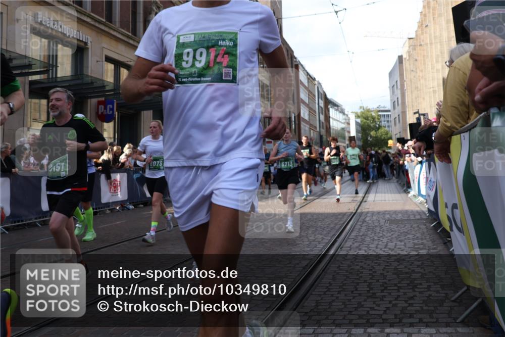 13.09.2026 - 21. swb-Marathon Bremen Strokosch-Dieckow http://msf.ph/oto/10349810 13.09.2026 13:31:28 Ziel 310, 578, 846, 3115, 3205, 3239, 3244, 3278, 3858, 3989, 4030, 4164, 4273, 4692, 4889, 4998, 5158, 5325, 5363, 5426, 5899, 6039, 6062, 6100, 6193, 6213, 6354, 6581, 6602, 7032, 7242, 7260, 7608, 7790, 7941, 7964, 8042, 8048, 8078, 8166, 8205, 8206, 8247, 8364, 8495, 8522, 8970, 9016, 9033, 9188, 9293, 9568, 9785, 9903, 9914, 13151, 13231, 217, 922, 1398, 1600, 1627, 2244, 2602, 2707, 3152, 3343, 3392, 3396, 3579, 3762, 3859, 4258, 4477, 4889, 6039 meine-sportfotos.de