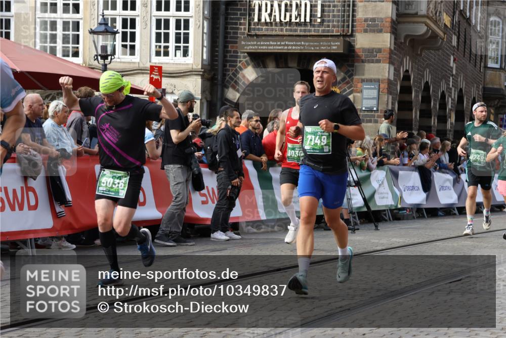 13.09.2026 - 21. swb-Marathon Bremen Strokosch-Dieckow http://msf.ph/oto/10349837 13.09.2026 13:29:13 Ziel 430, 565, 687, 722, 725, 936, 1014, 1274, 1688, 2223, 2276, 2378, 2851, 2891, 3348, 3419, 3444, 3665, 3938, 5225, 5267, 5531, 5691, 5865, 6099, 6817, 6937, 6955, 7134, 7263, 7527, 8984, 8985, 9562, 13174, 132, 303, 596, 651, 1083, 1365, 1387, 1545, 1823, 2301, 2867, 2957, 3258, 3721, 3796, 3846, 3912, 4541, 5599, 6030, 6103, 6499, 7013, 7631, 7649, 7860, 8007, 8009, 8066, 8099, 8277, 8338, 8675, 9249, 9889, 10128 meine-sportfotos.de