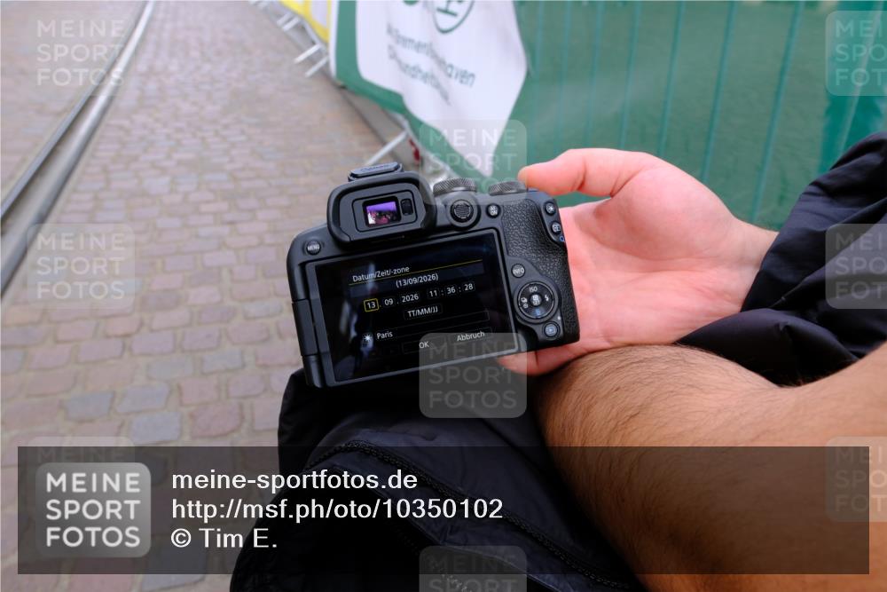 13.09.2026 - 21. swb-Marathon Bremen Tim E. http://msf.ph/oto/10350102 13.09.2026 11:36:59 Ziel  meine-sportfotos.de