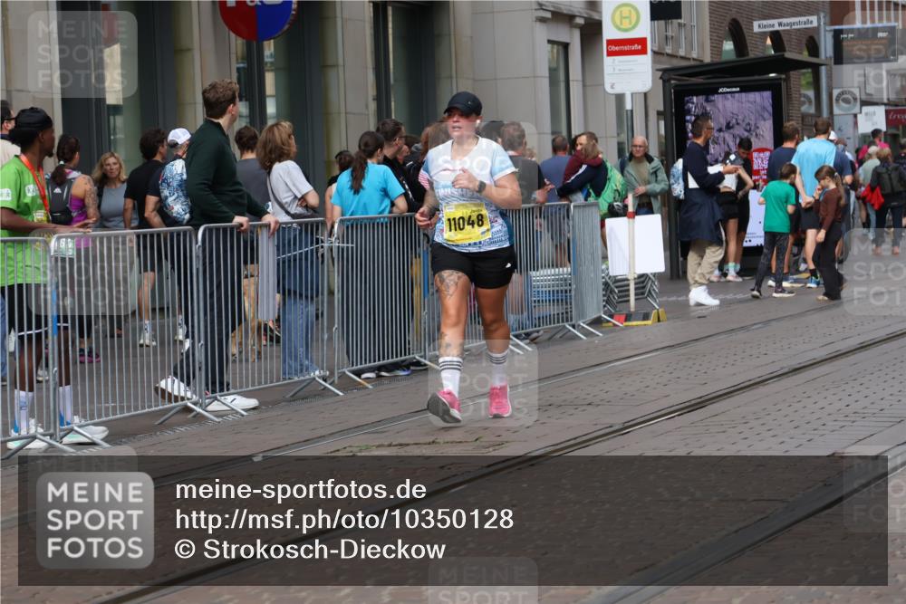 13.09.2026 - 21. swb-Marathon Bremen Strokosch-Dieckow http://msf.ph/oto/10350128 13.09.2026 11:12:59 Ziel 10804, 11048, 11357, 11392, 11670, 12393, 12418, 12460, 12521, 10354, 10483, 10743, 10893, 11606, 11627, 11657, 11671, 11832, 12050, 12060, 12234, 12423 meine-sportfotos.de