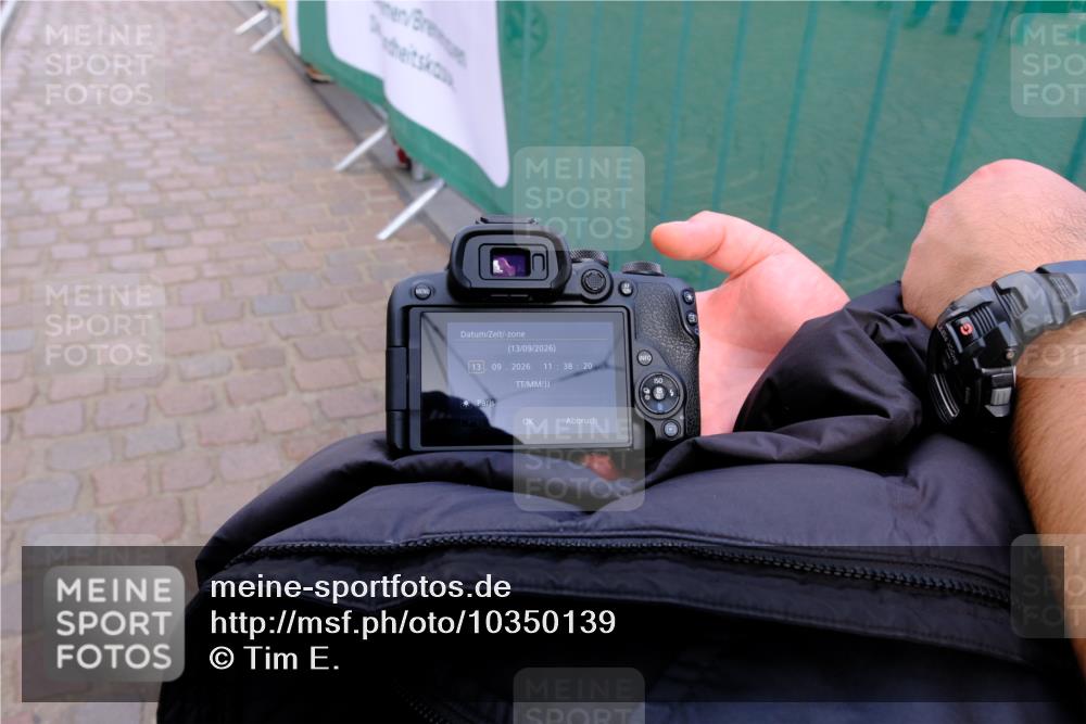 13.09.2026 - 21. swb-Marathon Bremen Tim E. http://msf.ph/oto/10350139 13.09.2026 11:38:39 Ziel  meine-sportfotos.de