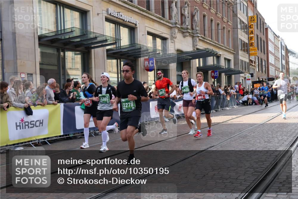 13.09.2026 - 21. swb-Marathon Bremen Strokosch-Dieckow http://msf.ph/oto/10350195 13.09.2026 13:31:37 Ziel 578, 846, 2310, 2934, 3115, 3205, 3239, 3244, 3278, 3946, 3989, 4030, 4164, 4797, 4979, 4998, 5158, 5325, 5363, 5899, 6062, 6100, 6116, 6193, 6213, 6354, 6602, 7242, 7260, 7526, 7790, 7964, 8048, 8078, 8166, 8206, 8247, 8610, 8970, 9016, 9033, 9188, 9568, 9640, 9785, 9914, 13151, 13231, 310, 922, 1600, 1627, 2602, 2707, 3152, 3343, 3392, 3396, 3579, 3858, 3859, 4164, 4258, 4273, 4477, 4692, 4889, 5426, 6039, 6062, 6581, 7032, 7608, 7941, 8042, 8205 meine-sportfotos.de