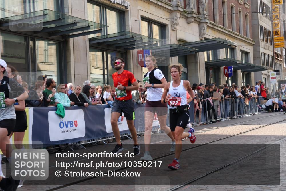 13.09.2026 - 21. swb-Marathon Bremen Strokosch-Dieckow http://msf.ph/oto/10350217 13.09.2026 13:31:38 Ziel 578, 846, 2310, 2934, 3115, 3205, 3239, 3244, 3278, 3946, 3989, 4030, 4797, 4979, 4998, 5158, 5325, 5363, 5899, 6100, 6116, 6193, 6213, 6354, 6602, 7242, 7260, 7526, 7790, 7964, 8048, 8078, 8166, 8206, 8247, 8610, 8970, 9016, 9033, 9188, 9568, 9640, 9785, 9914, 13151, 13231, 310, 922, 1600, 1627, 2602, 2707, 3152, 3343, 3392, 3579, 3858, 3859, 4164, 4258, 4273, 4477, 4692, 4889, 5426, 6039, 6062, 6100, 6193, 6581, 6602, 7032, 7608, 7941, 8042, 8205 meine-sportfotos.de