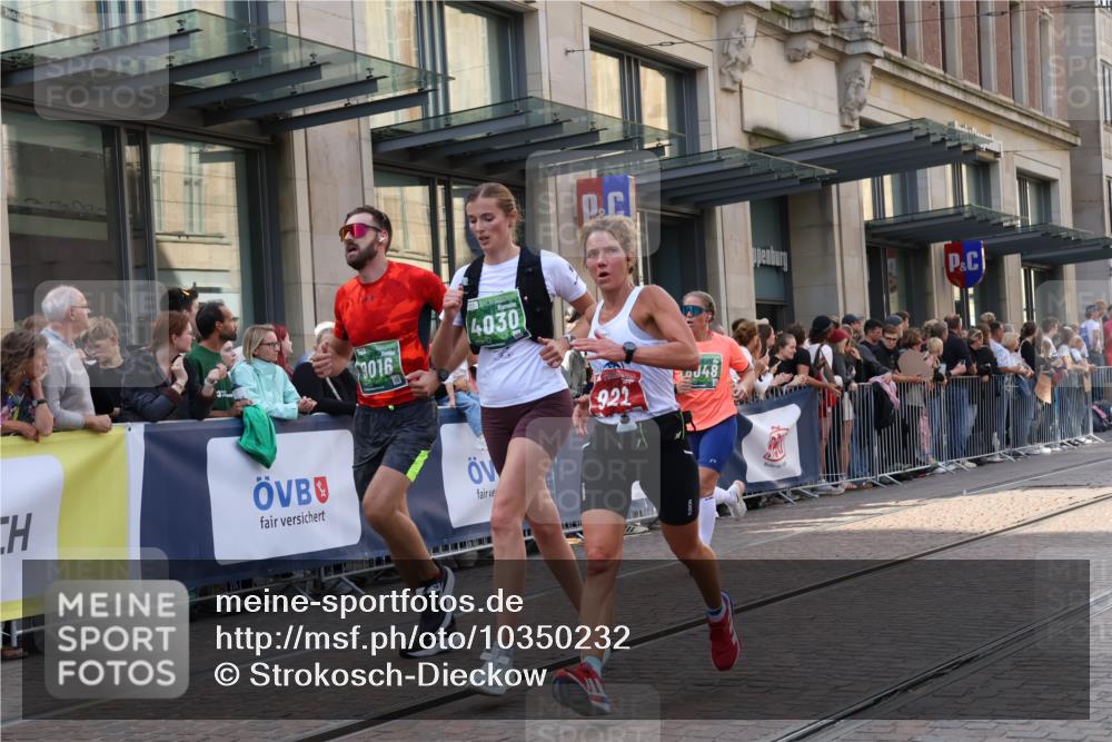 13.09.2026 - 21. swb-Marathon Bremen Strokosch-Dieckow http://msf.ph/oto/10350232 13.09.2026 13:31:38 Ziel 578, 846, 2310, 2934, 3115, 3205, 3239, 3244, 3278, 3946, 3989, 4030, 4797, 4979, 4998, 5158, 5325, 5363, 5899, 6100, 6116, 6193, 6213, 6354, 6602, 7242, 7260, 7526, 7790, 7964, 8048, 8078, 8166, 8206, 8247, 8610, 8970, 9016, 9033, 9188, 9568, 9640, 9785, 9914, 13151, 13231, 310, 922, 1600, 1627, 2602, 2707, 3152, 3343, 3392, 3579, 3858, 3859, 4164, 4258, 4273, 4477, 4692, 4889, 5426, 6039, 6062, 6100, 6193, 6581, 6602, 7032, 7608, 7941, 8042, 8205 meine-sportfotos.de