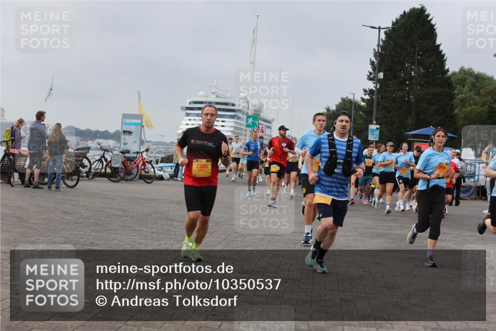 13.09.2026 - Kiel Lauf Andreas Tolksdorf http://msf.ph/oto/10350537 13.09.2026 09:55:31 Kiellinie 7380, 4, 289 meine-sportfotos.de