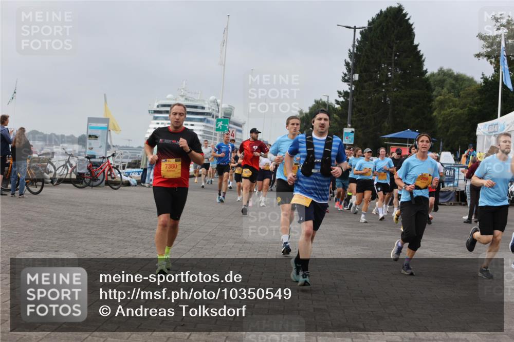 13.09.2026 - Kiel Lauf Andreas Tolksdorf http://msf.ph/oto/10350549 13.09.2026 09:55:31 Kiellinie 7380, 289 meine-sportfotos.de