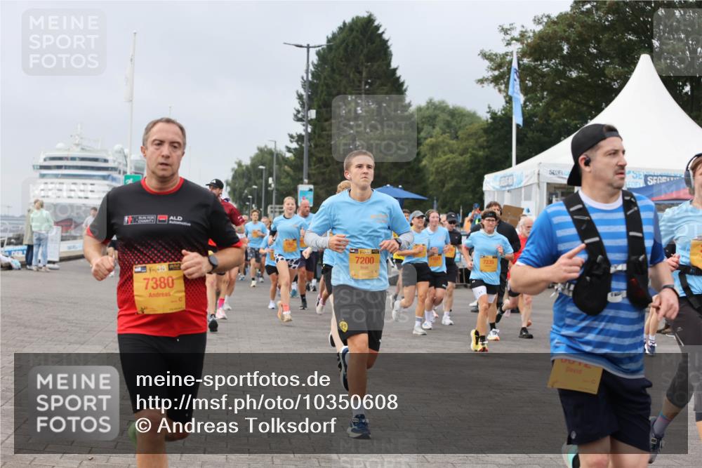 13.09.2026 - Kiel Lauf Andreas Tolksdorf http://msf.ph/oto/10350608 13.09.2026 09:55:32 Kiellinie 38, 7380, 38, 7200, 1102, 7235 meine-sportfotos.de