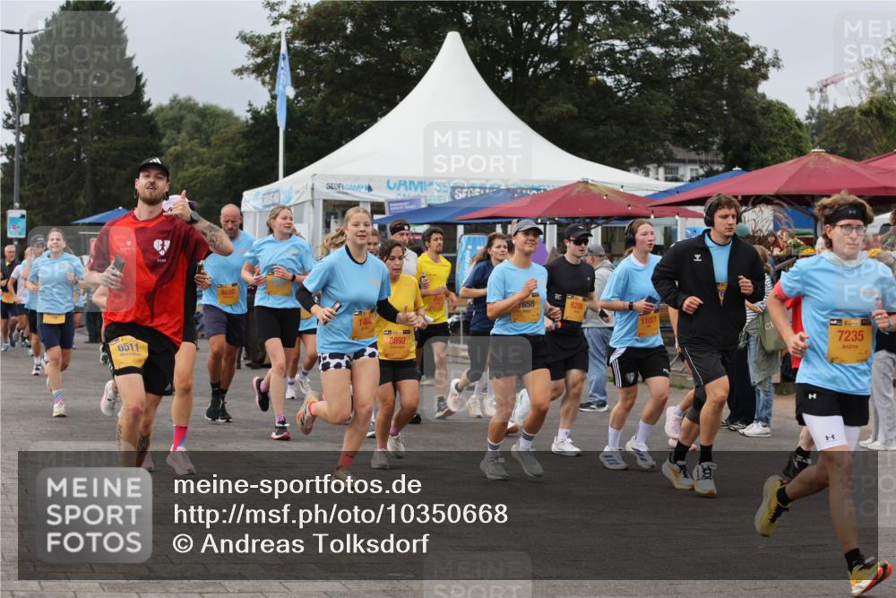 13.09.2026 - Kiel Lauf Andreas Tolksdorf http://msf.ph/oto/10350668 13.09.2026 09:55:35 Kiellinie 6511, 6650, 8892, 658, 8290, 11021, 1, 39, 7235 meine-sportfotos.de