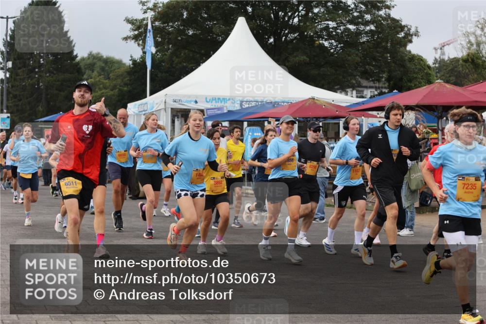 13.09.2026 - Kiel Lauf Andreas Tolksdorf http://msf.ph/oto/10350673 13.09.2026 09:55:35 Kiellinie 6511, 6650, 1408, 8892, 658, 8290, 6, 11021, 39, 7235, 14, 23 meine-sportfotos.de