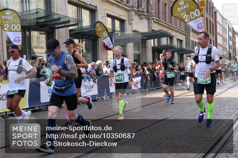 13.09.2026 - 21. swb-Marathon Bremen Strokosch-Dieckow http://msf.ph/oto/10350687 13.09.2026 13:31:50 Ziel 287, 1369, 2310, 2934, 3650, 3922, 3946, 4057, 4566, 4797, 4979, 5628, 6116, 6258, 6475, 6857, 6875, 7150, 7182, 7526, 7553, 7572, 7818, 8048, 8610, 8632, 8970, 9198, 9394, 9640, 13029, 13182, 310, 578, 846, 1600, 3115, 3205, 3239, 3244, 3278, 3858, 3859, 3989, 4030, 4164, 4258, 4273, 4692, 4889, 4998, 5158, 5325, 5363, 5426, 5899, 6039, 6062, 6100, 6193, 6213, 6354, 6581, 6602, 7032, 7242, 7260, 7608, 7941, 8042, 8205 meine-sportfotos.de