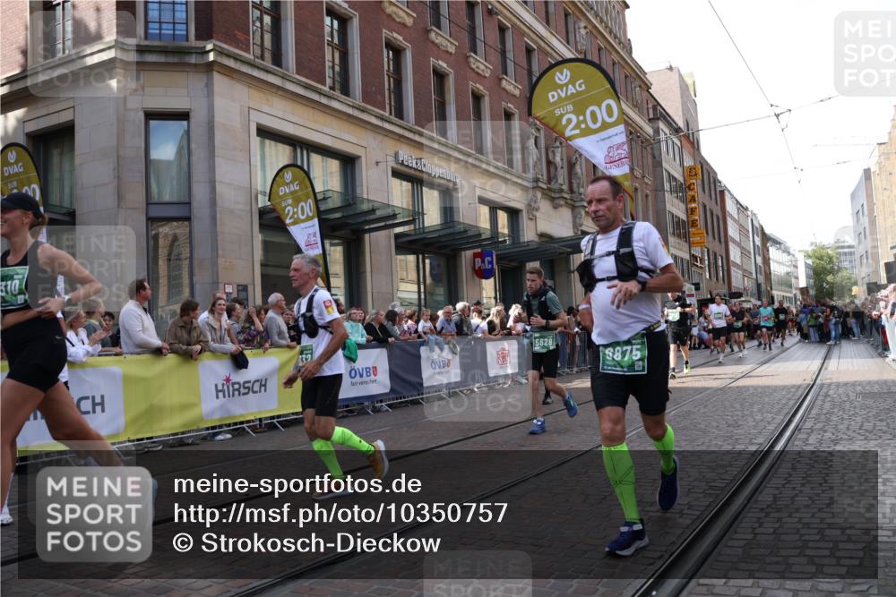 13.09.2026 - 21. swb-Marathon Bremen Strokosch-Dieckow http://msf.ph/oto/10350757 13.09.2026 13:31:51 Ziel 287, 1369, 2310, 2934, 3650, 3922, 3946, 4057, 4566, 4655, 4797, 4979, 5628, 6116, 6258, 6475, 6857, 6875, 7150, 7182, 7526, 7553, 7572, 7818, 8610, 8632, 9198, 9283, 9394, 9640, 13029, 13182, 310, 578, 846, 1600, 3115, 3205, 3239, 3244, 3278, 3858, 3859, 3989, 4030, 4164, 4273, 4692, 4889, 4998, 5158, 5325, 5363, 5426, 5899, 6039, 6062, 6100, 6193, 6213, 6354, 6581, 6602, 7032, 7242, 7260, 7608, 7941, 8042, 8205 meine-sportfotos.de