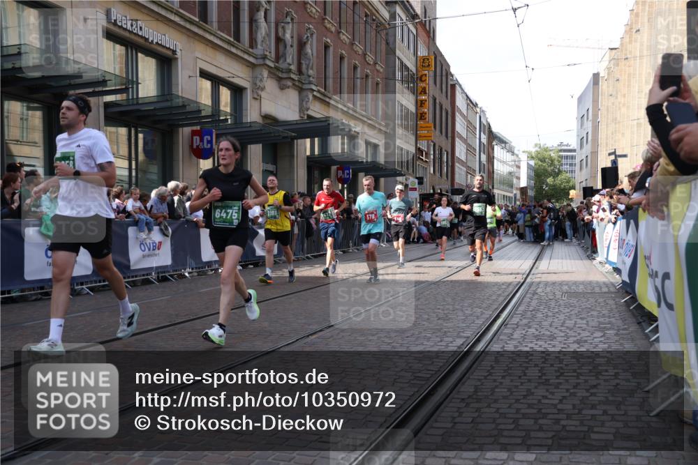 13.09.2026 - 21. swb-Marathon Bremen Strokosch-Dieckow http://msf.ph/oto/10350972 13.09.2026 13:31:56 Ziel 287, 1369, 2310, 2910, 2934, 3402, 3441, 3650, 3922, 4057, 4471, 4566, 4655, 4797, 4835, 5628, 6116, 6258, 6475, 6781, 6857, 6875, 6900, 7150, 7182, 7526, 7553, 7572, 7818, 8632, 9151, 9198, 9283, 9394, 9640, 9719, 9779, 13029, 13182, 13208, 13244, 310, 578, 846, 2934, 3115, 3205, 3239, 3244, 3278, 3858, 3946, 3989, 4030, 4164, 4273, 4979, 4998, 5158, 5325, 5363, 5426, 5899, 6062, 6100, 6116, 6193, 6213, 6354, 6581, 6602, 7242, 7260, 7608, 7941, 8042, 8205 meine-sportfotos.de