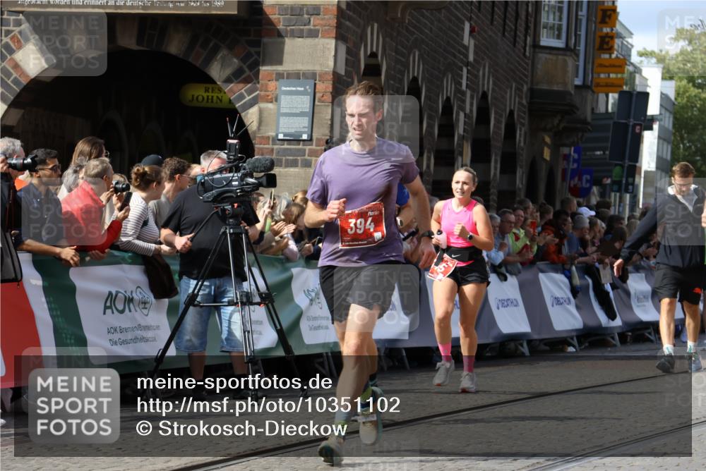 13.09.2026 - 21. swb-Marathon Bremen Strokosch-Dieckow http://msf.ph/oto/10351102 13.09.2026 13:29:32 Ziel 303, 394, 565, 596, 651, 687, 745, 1274, 1545, 1823, 2023, 2070, 2867, 3258, 3796, 3846, 3912, 4590, 5036, 5225, 6030, 7149, 7361, 7631, 7860, 8007, 8066, 8099, 8277, 8338, 8675, 9249, 9661, 9889, 10128, 124, 716, 1073, 1243, 1581, 2289, 3030, 3618, 4115, 4576, 6006, 6127, 6384, 6725, 6930, 7079, 7384, 7884, 8481, 8594, 8612, 8771, 9534, 9747, 9770, 10013, 13031 meine-sportfotos.de