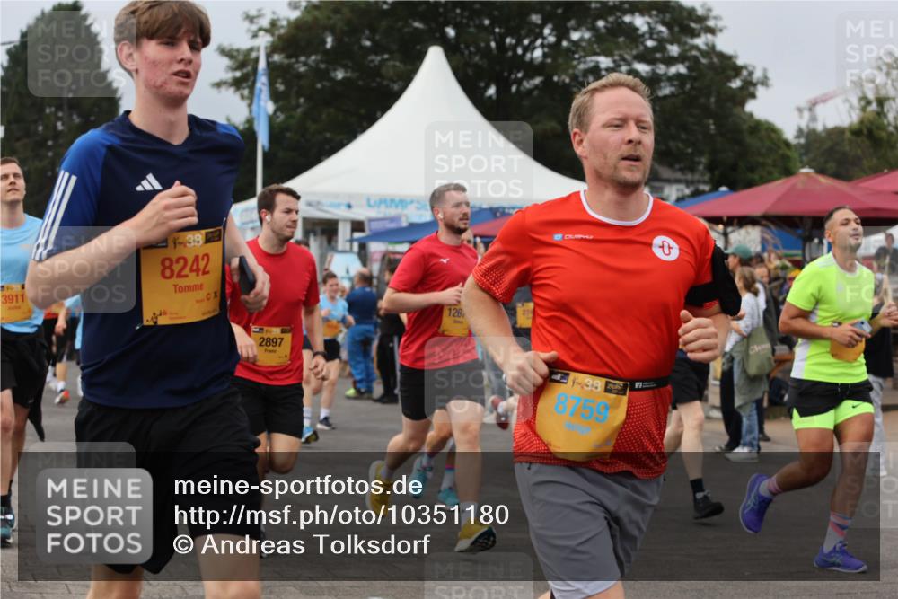 13.09.2026 - Kiel Lauf Andreas Tolksdorf http://msf.ph/oto/10351180 13.09.2026 09:55:49 Kiellinie 3911, 4, 38, 8242, 2897, 126, 48, 8759, 0 meine-sportfotos.de