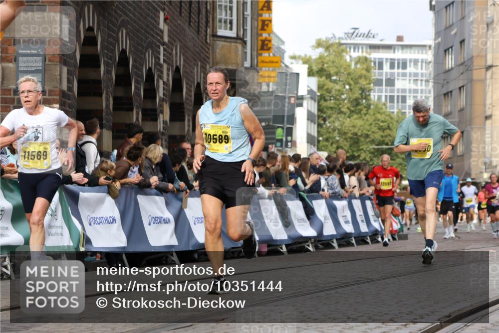 13.09.2026 - 21. swb-Marathon Bremen Strokosch-Dieckow http://msf.ph/oto/10351444 13.09.2026 10:54:54 Ziel 10067, 10146, 10410, 10608, 10631, 10704, 10765, 10884, 11039, 11040, 11174, 11389, 11593, 11874, 12038, 12265, 12328, 12467, 12519, 13526, 10555, 10646, 11001, 11620, 11860, 11889, 11908, 11976, 12313 meine-sportfotos.de