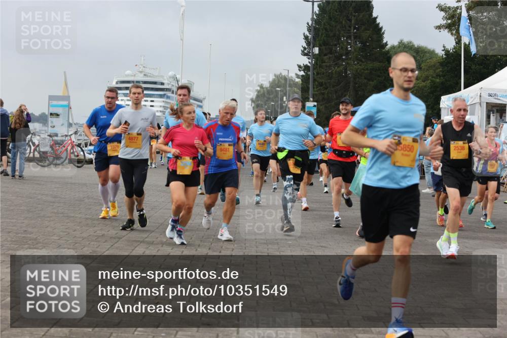13.09.2026 - Kiel Lauf Andreas Tolksdorf http://msf.ph/oto/10351549 13.09.2026 09:56:03 Kiellinie 7379, 4877, 9481, 6645, 5850, 2538, 6637 meine-sportfotos.de