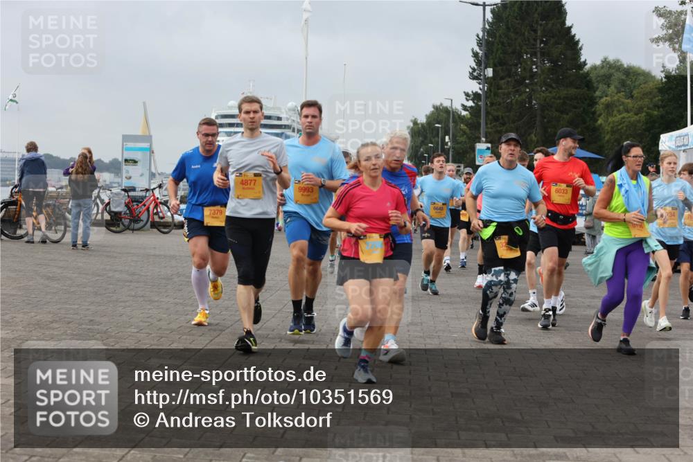 13.09.2026 - Kiel Lauf Andreas Tolksdorf http://msf.ph/oto/10351569 13.09.2026 09:56:04 Kiellinie 7379, 4877, 9993, 1969, 6645, 6033, 734 meine-sportfotos.de