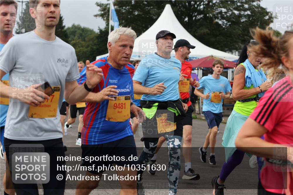 13.09.2026 - Kiel Lauf Andreas Tolksdorf http://msf.ph/oto/10351630 13.09.2026 09:56:06 Kiellinie 5, 39, 9481, 32, 6033, 7615 meine-sportfotos.de