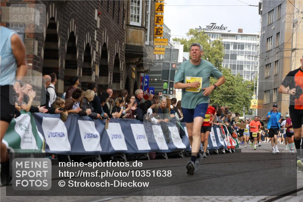 13.09.2026 - 21. swb-Marathon Bremen Strokosch-Dieckow http://msf.ph/oto/10351638 13.09.2026 10:54:55 Ziel 10067, 10146, 10410, 10589, 10608, 10631, 10704, 10765, 11039, 11040, 11174, 11389, 11593, 11874, 12038, 12265, 12328, 12467, 12519, 13526, 10555, 10646, 11001, 11620, 11860, 11908, 11976 meine-sportfotos.de