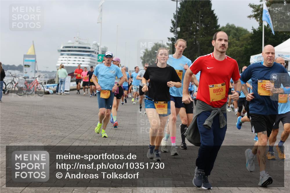 13.09.2026 - Kiel Lauf Andreas Tolksdorf http://msf.ph/oto/10351730 13.09.2026 09:56:11 Kiellinie 7807, 2844, 15, 8955, 38, 9455 meine-sportfotos.de