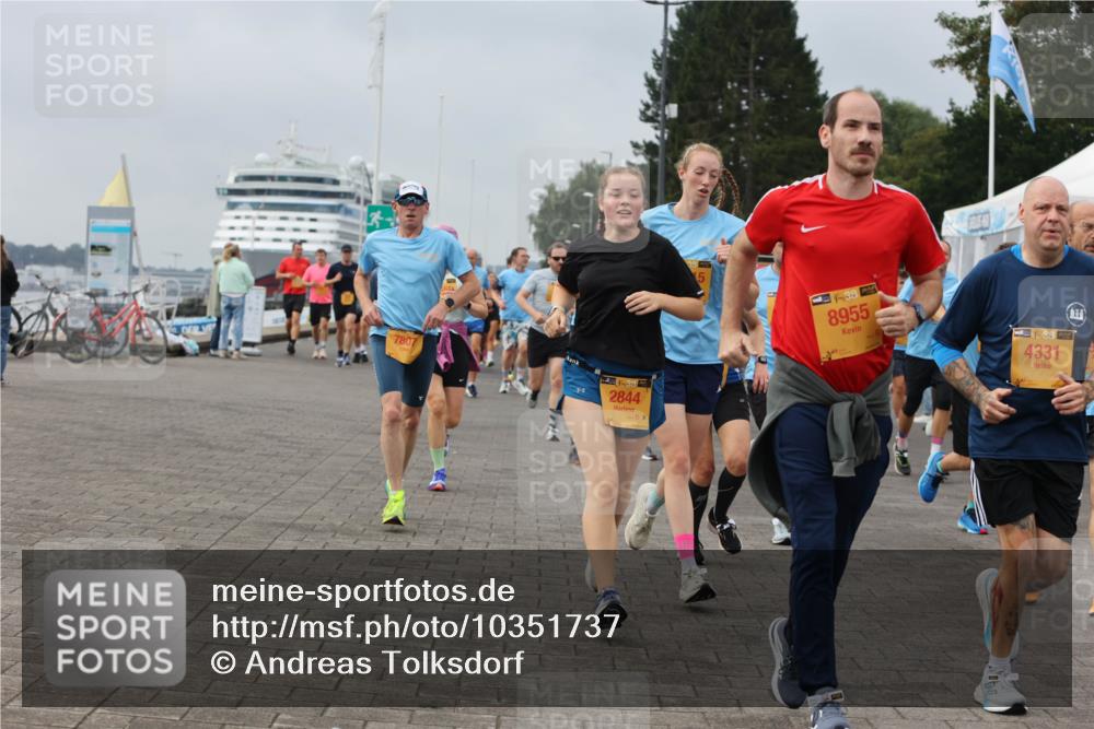 13.09.2026 - Kiel Lauf Andreas Tolksdorf http://msf.ph/oto/10351737 13.09.2026 09:56:11 Kiellinie 7807, 39, 2844, 38, 8955, 4, 38, 4331 meine-sportfotos.de