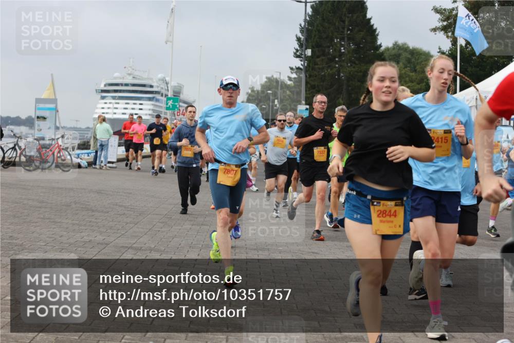 13.09.2026 - Kiel Lauf Andreas Tolksdorf http://msf.ph/oto/10351757 13.09.2026 09:56:12 Kiellinie 4, 7872, 7807, 7616, 7537, 39, 2844, 38, 2415 meine-sportfotos.de