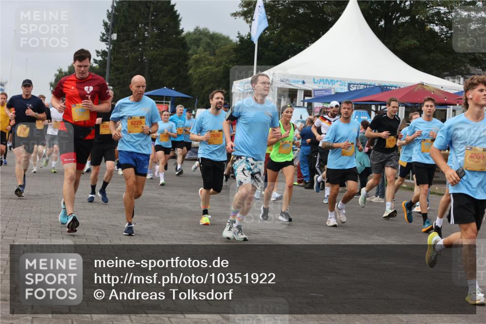 13.09.2026 - Kiel Lauf Andreas Tolksdorf http://msf.ph/oto/10351922 13.09.2026 09:56:17 Kiellinie 338, 8304, 6229, 7830, 3119, 39, 4659 meine-sportfotos.de