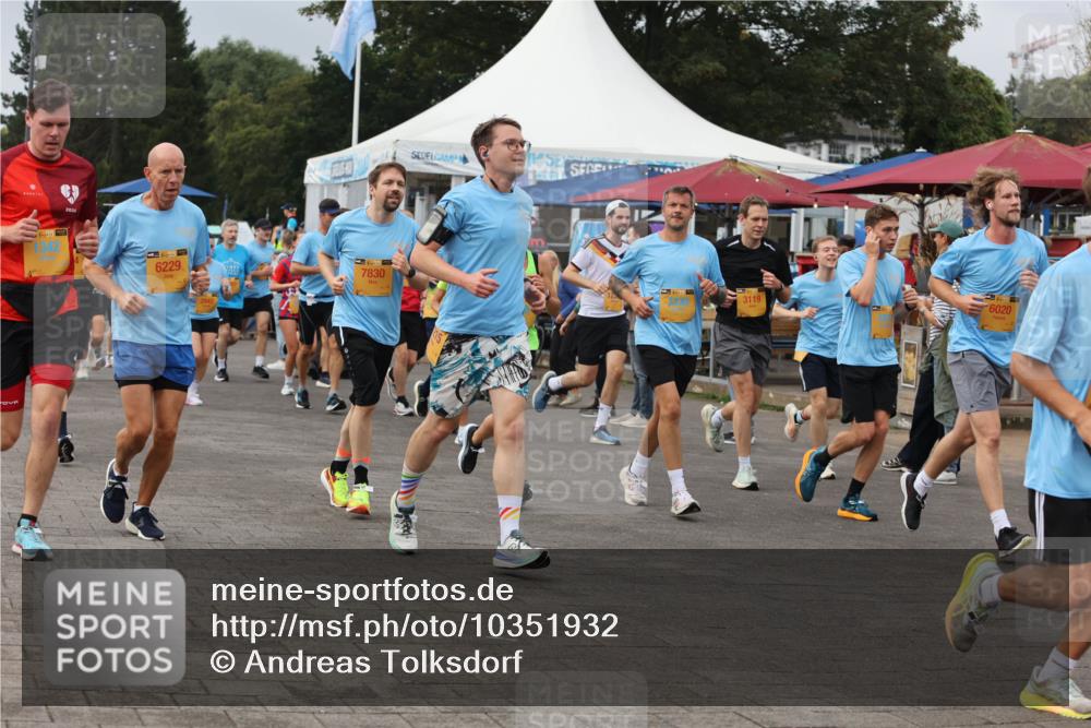 13.09.2026 - Kiel Lauf Andreas Tolksdorf http://msf.ph/oto/10351932 13.09.2026 09:56:17 Kiellinie 2026, 6229, 7830, 3119, 6020 meine-sportfotos.de