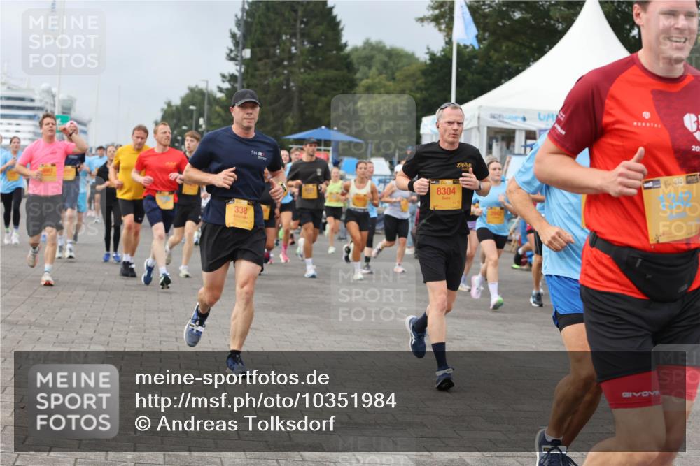 13.09.2026 - Kiel Lauf Andreas Tolksdorf http://msf.ph/oto/10351984 13.09.2026 09:56:19 Kiellinie 338, 8304, 39, 1342, 20 meine-sportfotos.de