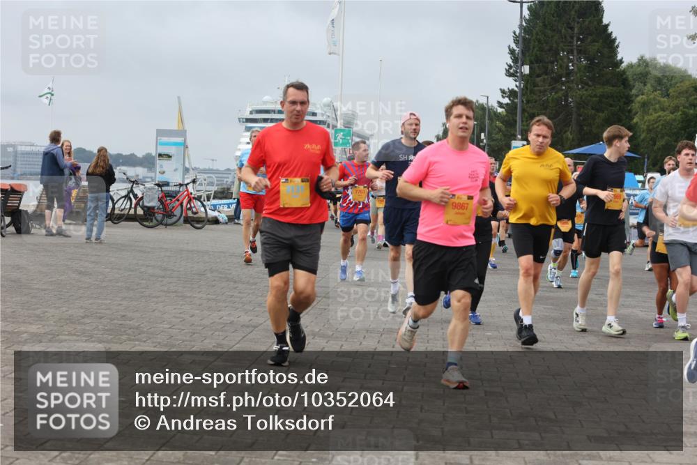 13.09.2026 - Kiel Lauf Andreas Tolksdorf http://msf.ph/oto/10352064 13.09.2026 09:56:21 Kiellinie 21, 7763, 9867 meine-sportfotos.de