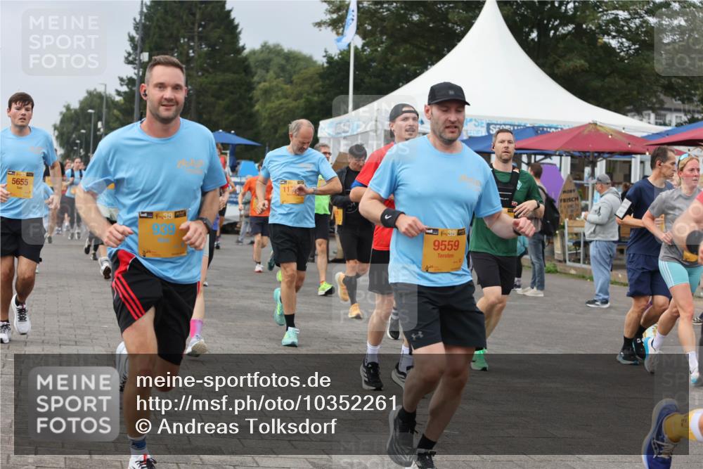 13.09.2026 - Kiel Lauf Andreas Tolksdorf http://msf.ph/oto/10352261 13.09.2026 09:56:27 Kiellinie 5655, 38, 939, 117, 1, 48, 9559 meine-sportfotos.de