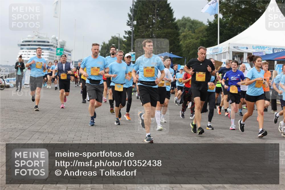 13.09.2026 - Kiel Lauf Andreas Tolksdorf http://msf.ph/oto/10352438 13.09.2026 09:56:32 Kiellinie 7156, 4535, 2653, 8203, 191, 973, 3134 meine-sportfotos.de