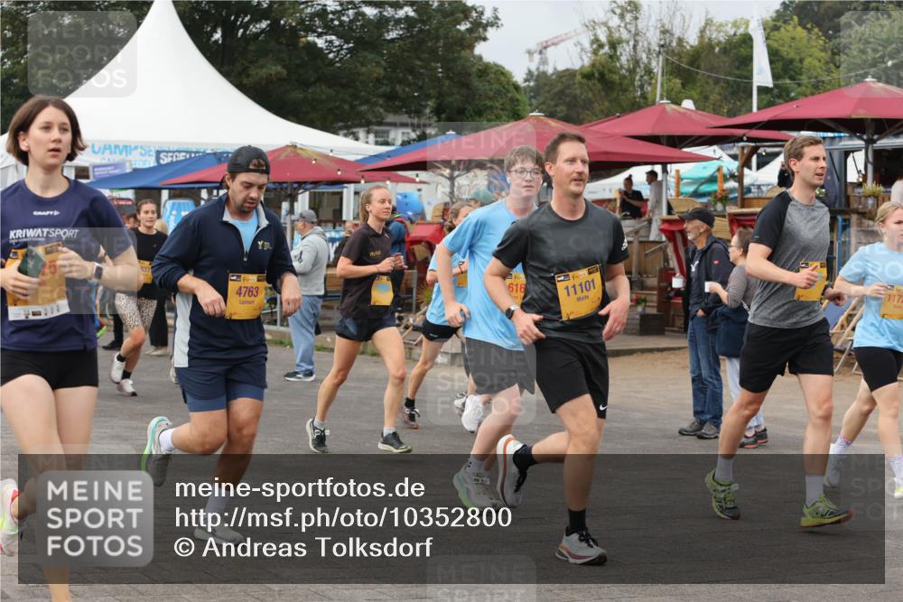 13.09.2026 - Kiel Lauf Andreas Tolksdorf http://msf.ph/oto/10352800 13.09.2026 09:56:43 Kiellinie 5331, 4763, 616, 11101, 1172 meine-sportfotos.de