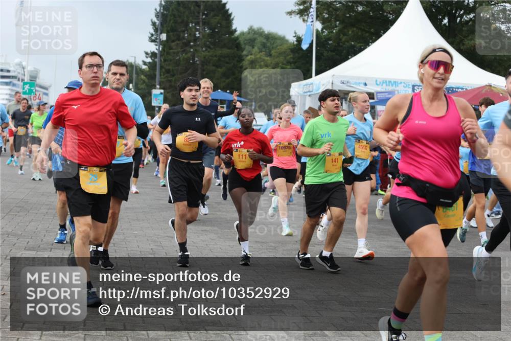 13.09.2026 - Kiel Lauf Andreas Tolksdorf http://msf.ph/oto/10352929 13.09.2026 09:56:46 Kiellinie 84, 1, 38, 1, 39, 111, 10975, 141, 4516, 0401 meine-sportfotos.de