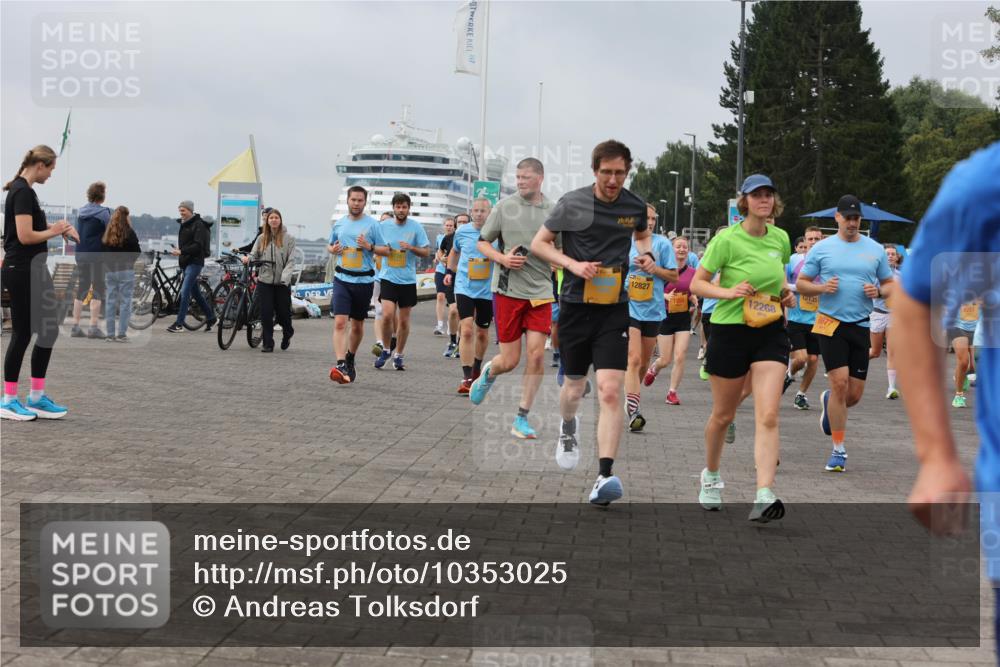 13.09.2026 - Kiel Lauf Andreas Tolksdorf http://msf.ph/oto/10353025 13.09.2026 09:56:51 Kiellinie 247 meine-sportfotos.de