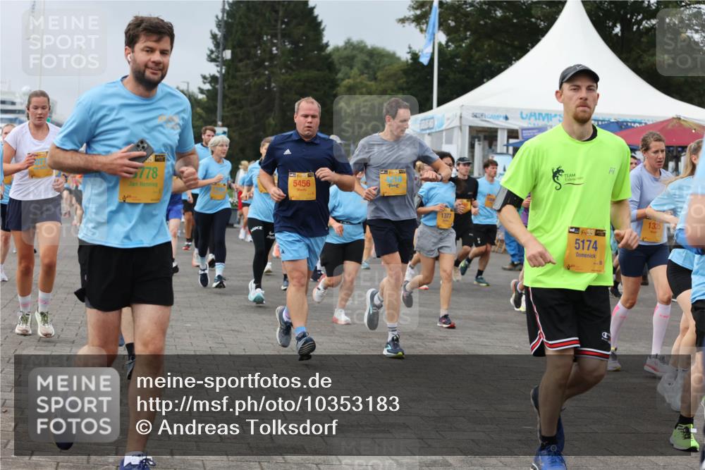 13.09.2026 - Kiel Lauf Andreas Tolksdorf http://msf.ph/oto/10353183 13.09.2026 09:56:56 Kiellinie 5778, 39, 5456, 1377, 5174, 1325 meine-sportfotos.de