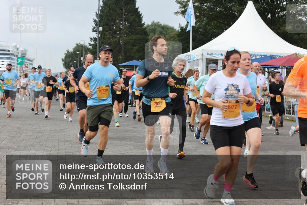 13.09.2026 - Kiel Lauf Andreas Tolksdorf http://msf.ph/oto/10353514 13.09.2026 09:57:09 Kiellinie 13, 34, 159, 35, 10720, 7925, 3977 meine-sportfotos.de