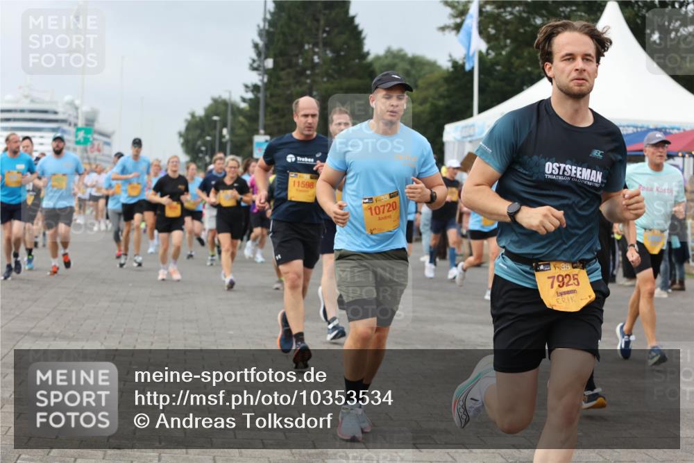 13.09.2026 - Kiel Lauf Andreas Tolksdorf http://msf.ph/oto/10353534 13.09.2026 09:57:10 Kiellinie 11598, 38, 10720, 38, 7925 meine-sportfotos.de