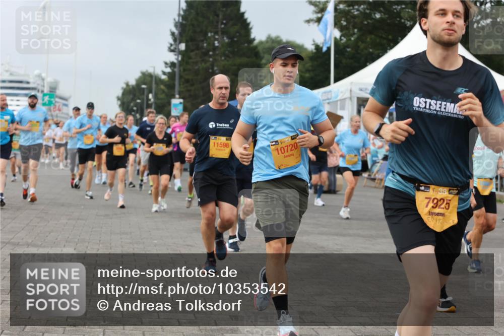 13.09.2026 - Kiel Lauf Andreas Tolksdorf http://msf.ph/oto/10353542 13.09.2026 09:57:10 Kiellinie 11598, 38, 10720, 38, 7925 meine-sportfotos.de